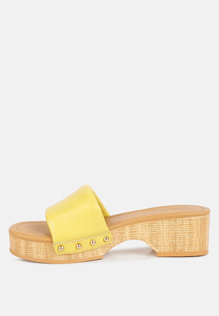 MINNY Textured Heel Leather Slip On Sandals in Yellow